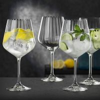 Vorschau: Gin & Tonic Celebration Nr. 46, Inhalt: 640 ml, D: 105 mm, H: 222 mm Vorschau: Gin & Tonic Celebration Nr. 46, Inhalt: 640 ml, D: 105 mm, H: 222 mm