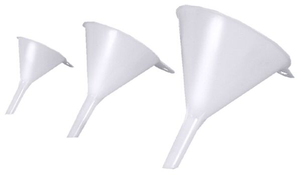 Trichter weiß, I: 0,3 ltr., D: 11 cm, H: 14,5 cm, HDPE