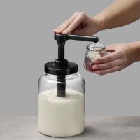 Vorschau: Dosierspender DISPENSA, Glas, PP, Hubvolumen: 15 ml, D: 13 cm, H: 27 cm, I: 1,7 ltr. Vorschau: Dosierspender DISPENSA, Glas, PP, Hubvolumen: 15 ml, D: 13 cm, H: 27 cm, I: 1,7 ltr.