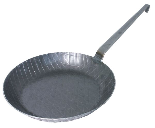 Brat-, Servier- Eisenpfanne tief, D: 24 cm, H: 4 cm